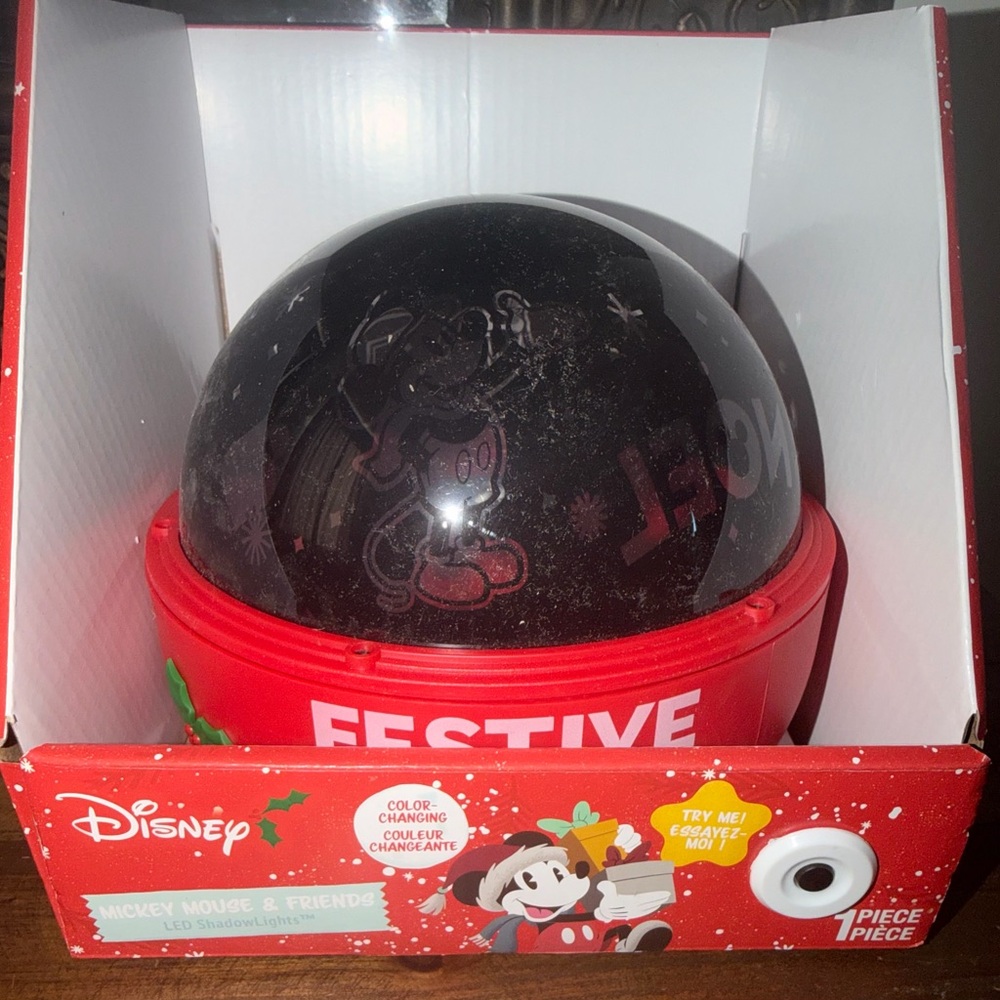 Disney Mickey & Friends Christmas Projector